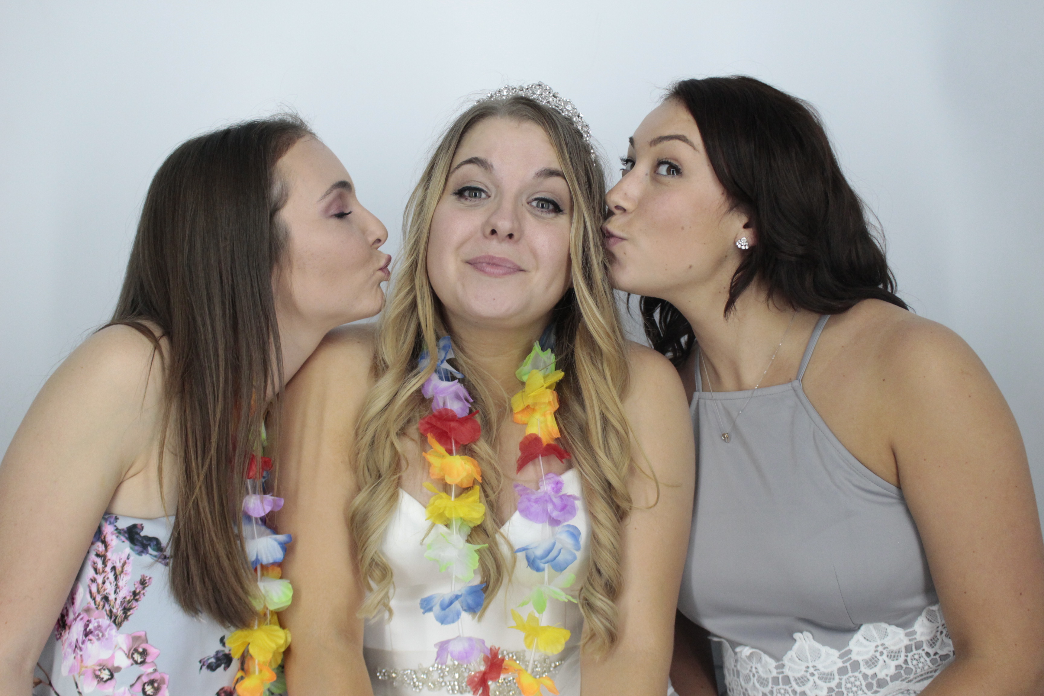 Charlotte & Chris’ Wedding | View more photos from the event at gallery.myphotoboothexperience.co.uk/u/MyPhotoBoothExperienceLtd/Charlotte-Chris’-Wedding